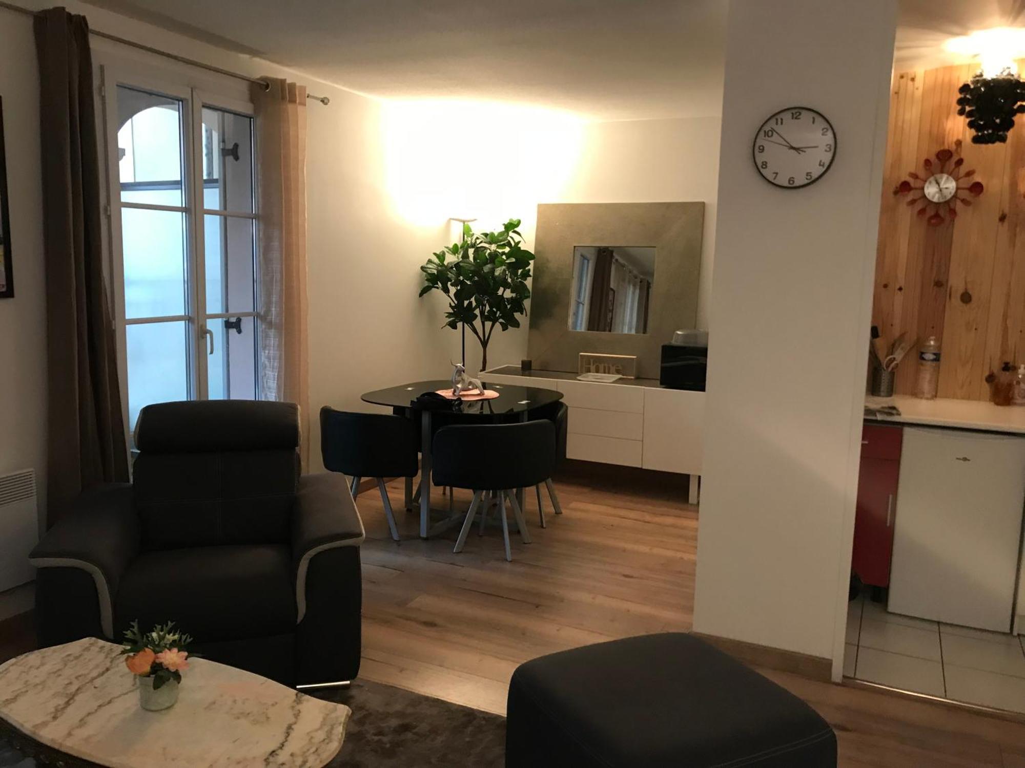 Disney Cosy Lounge Serris Ngoại thất bức ảnh